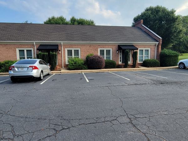 More Photos Of 184 Ben Burton Cir, Bogart Office For Sale