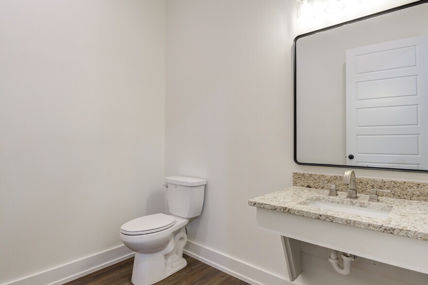 More Photos Of 8926 County Road 6820, Lubbock Warehouse For Sale