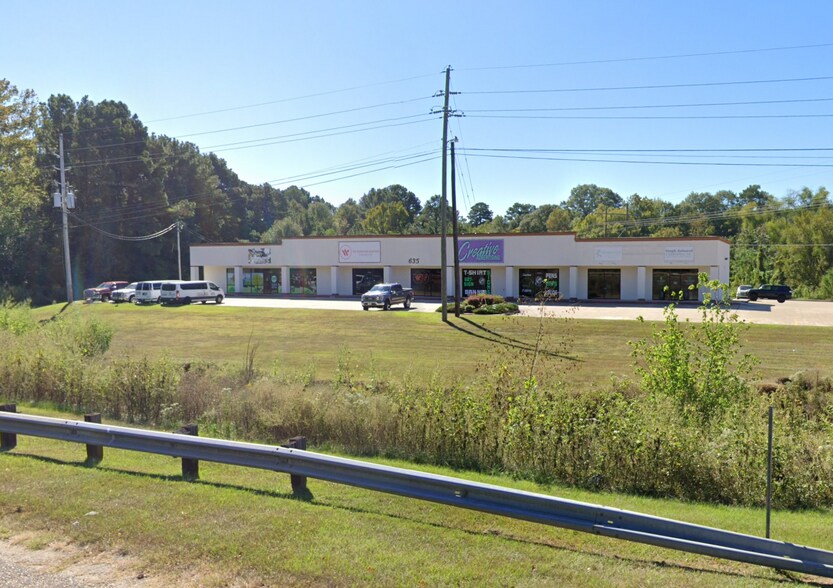 Primary Photo Of 635 Bert Kouns Industrial Loop, Shreveport Storefront For Lease