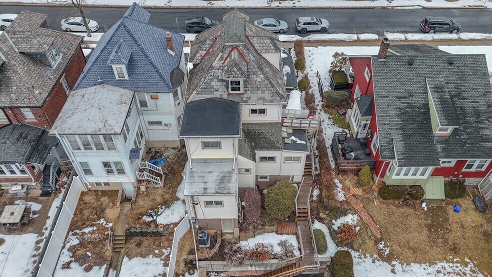 More Photos Of 1810 Washington Blvd, Easton Office Residential For Sale