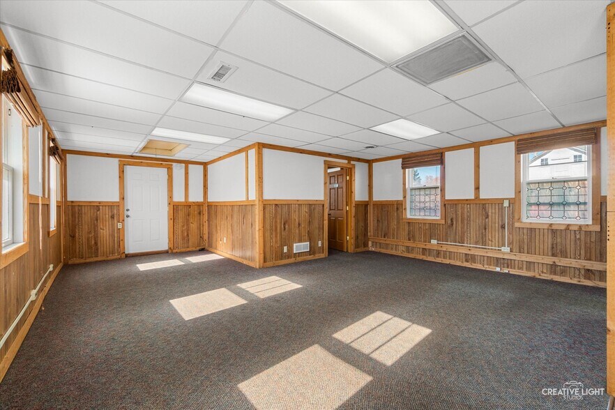 More Photos Of 101 W Church St, Sandwich Office For Sale
