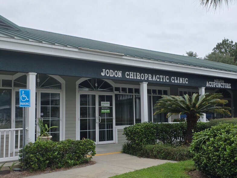 More Photos Of 149 Riverwalk Blvd, Ridgeland Storefront Retail Office For Sale