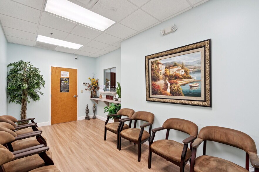 More Photos Of 7560 Red Bug Lake Rd, Oviedo Medical For Sale