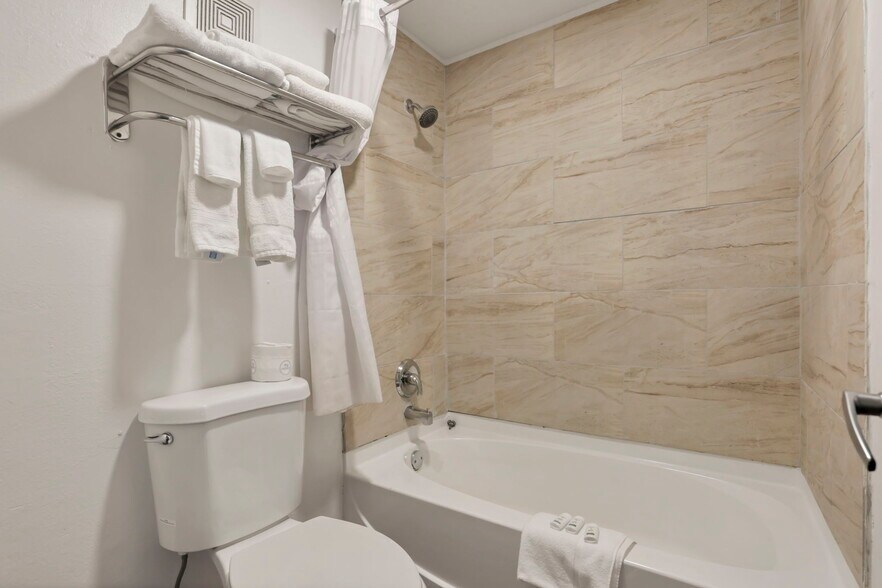 More Photos Of 22115 Brookpark Rd, Cleveland Hotel For Sale