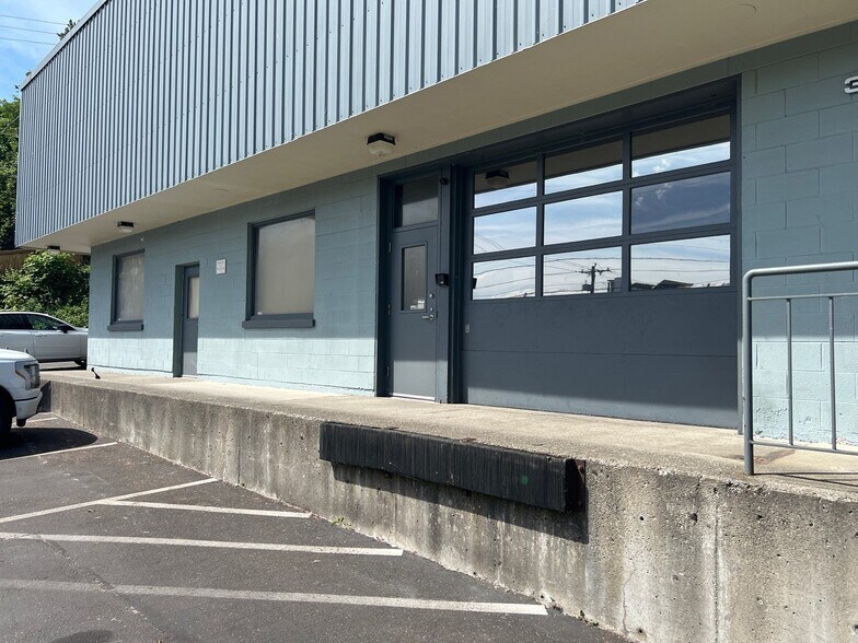 More Photos Of 3111 27th Ave S, Seattle Warehouse For Sale