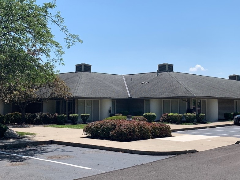 More Photos Of 6631 Commerce Pky, Dublin Light Distribution For Sale