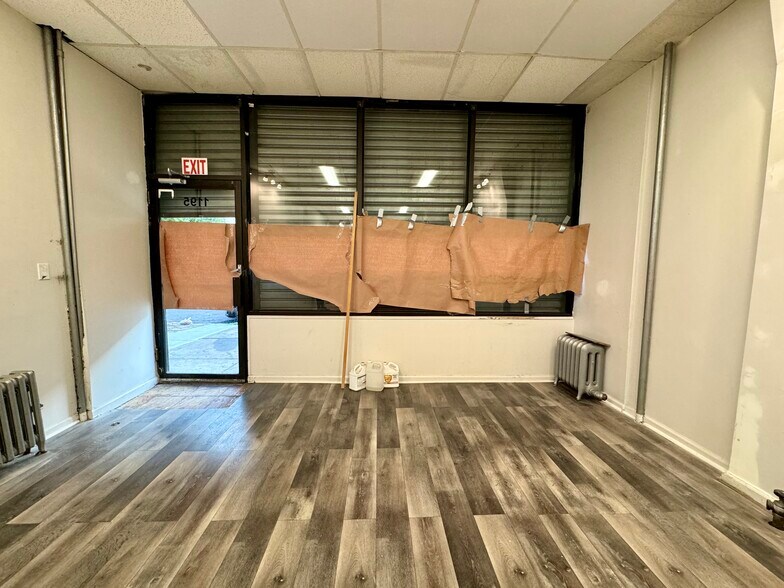 More Photos Of 1195 Nostrand Ave, Brooklyn Storefront Retail Residential For Lease