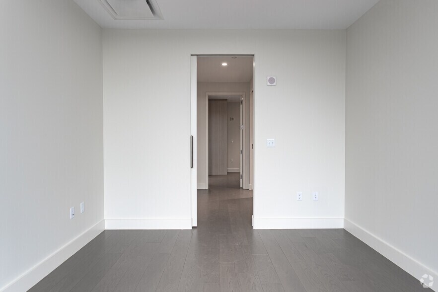 More Photos Of 160 Merrimack St, Haverhill Apartments For Sale