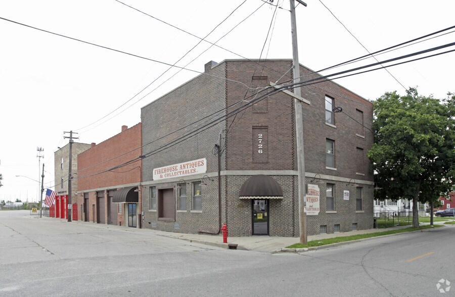 More Photos Of 2726 63rd St, Kenosha Office Residential For Sale