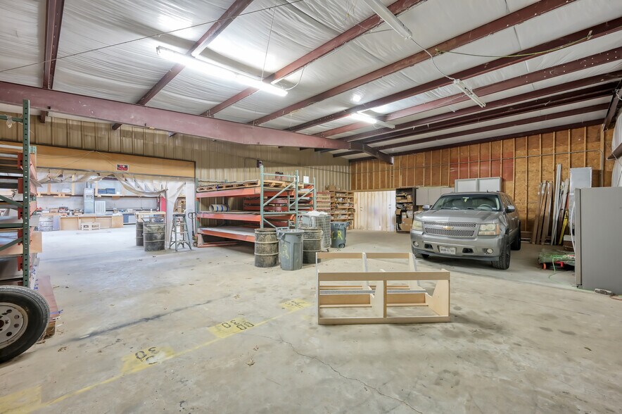 More Photos Of 2745 Interstate 45 S, New Waverly Manufacturing For Sale