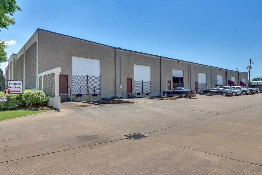 More Photos Of 1349-1365 E 40th St, Houston Unknown For Lease