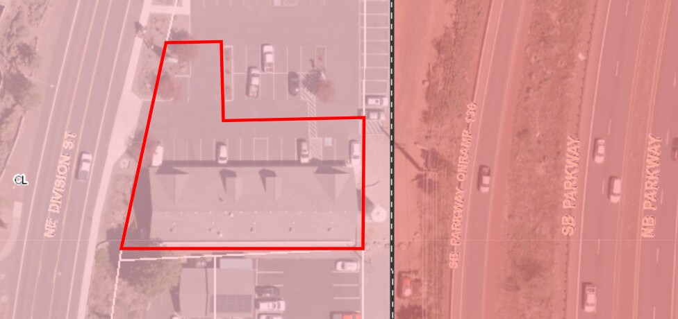 More Photos Of 2600 NE Division St, Bend Storefront Retail Office For Lease