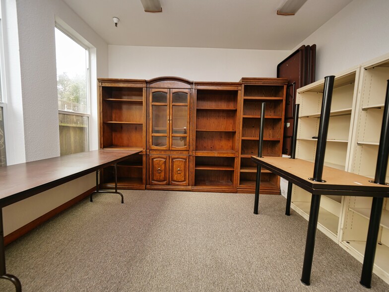 More Photos Of 1927-1929 Taraval St, San Francisco Apartments For Lease
