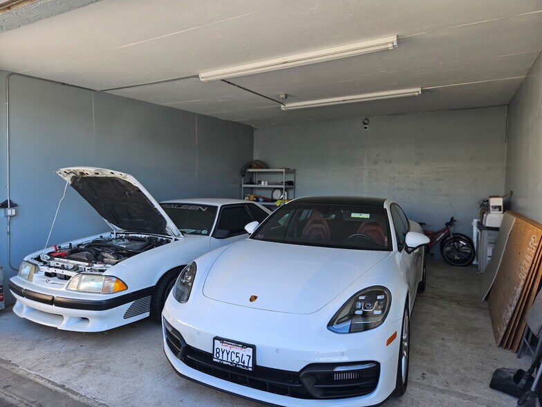 More Photos Of 6000 Vineland Ave, North Hollywood Auto Dealership For Sale