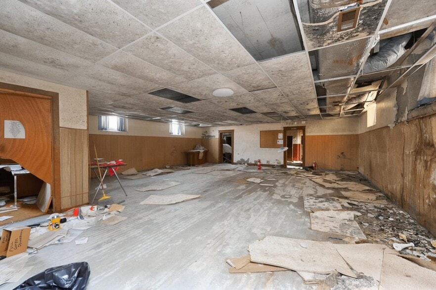 More Photos Of 1215 South Ave, Niagara Falls Religious Facility For Sale