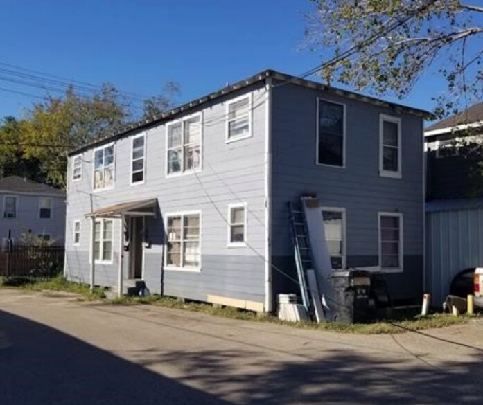 More Photos Of 2106 West St, Houston Apartments For Sale