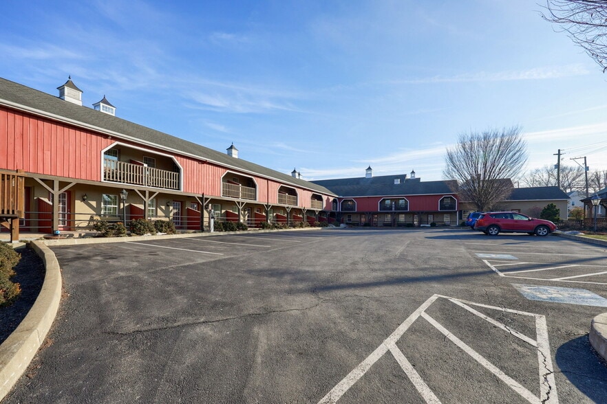 More Photos Of 3610 Newport rd, Intercourse Specialty For Lease