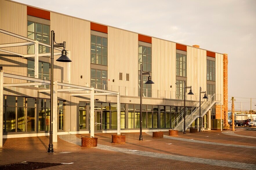 More Photos Of 1640 Meeting Street Rd, Charleston Office For Lease