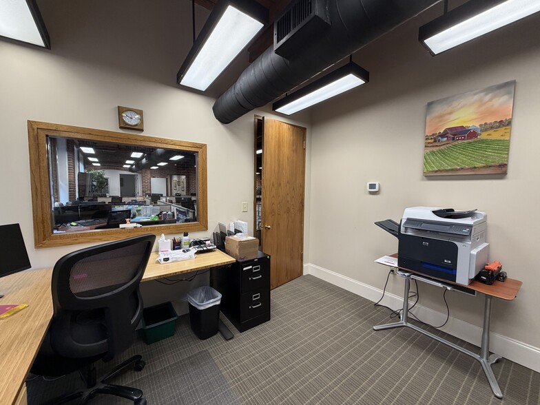 More Photos Of 171 Church St, Charleston Office For Sale