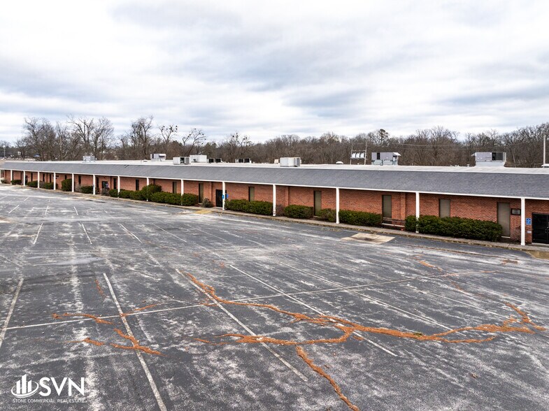 More Photos Of 1047 US Highway 127 S, Frankfort Medical For Lease