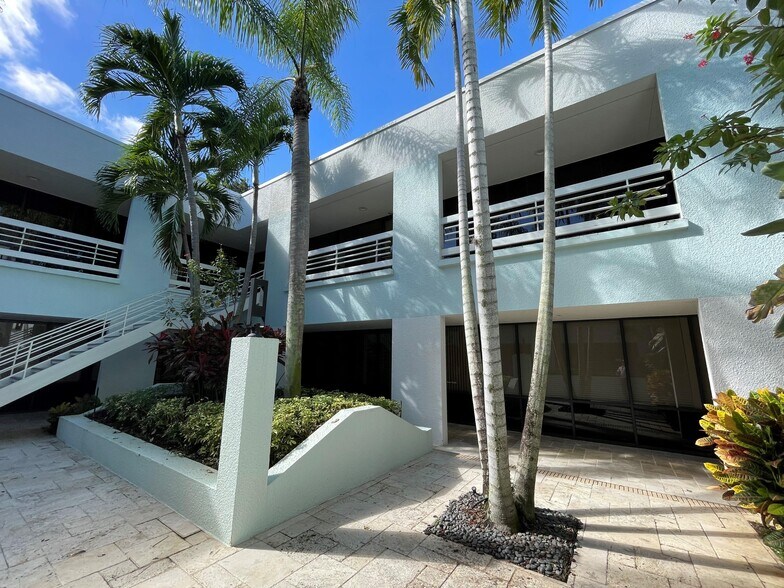 Primary Photo Of 2300 NW Corporate Blvd, Boca Raton Office For Sale