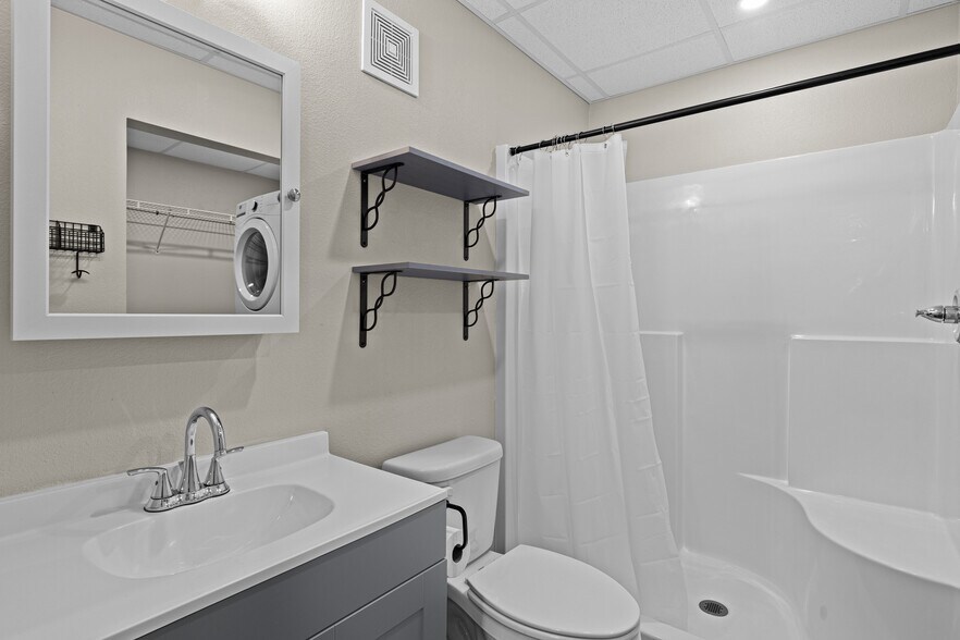 More Photos Of 6076 FM 1650, Gilmer Multifamily For Sale