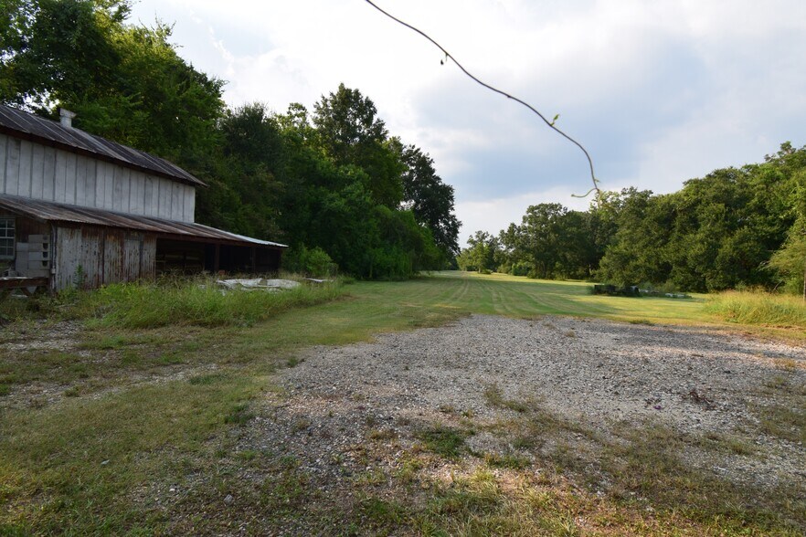More Photos Of 2315 LA-1 South, Donaldsonville Land For Sale