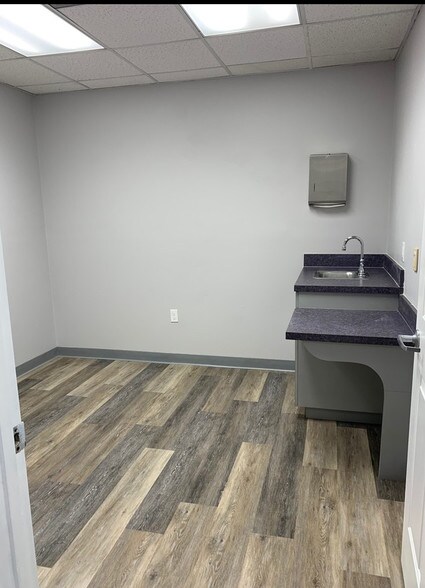 More Photos Of 819 E Oak St, Kissimmee Medical For Lease