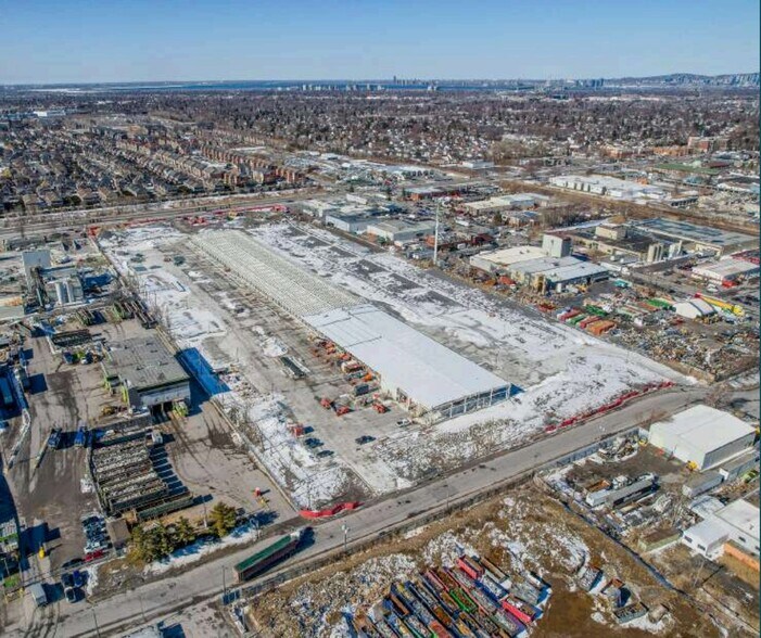 More Photos Of 6501 Rue Charles-Normoyle, Saint-hubert Industrial For Lease
