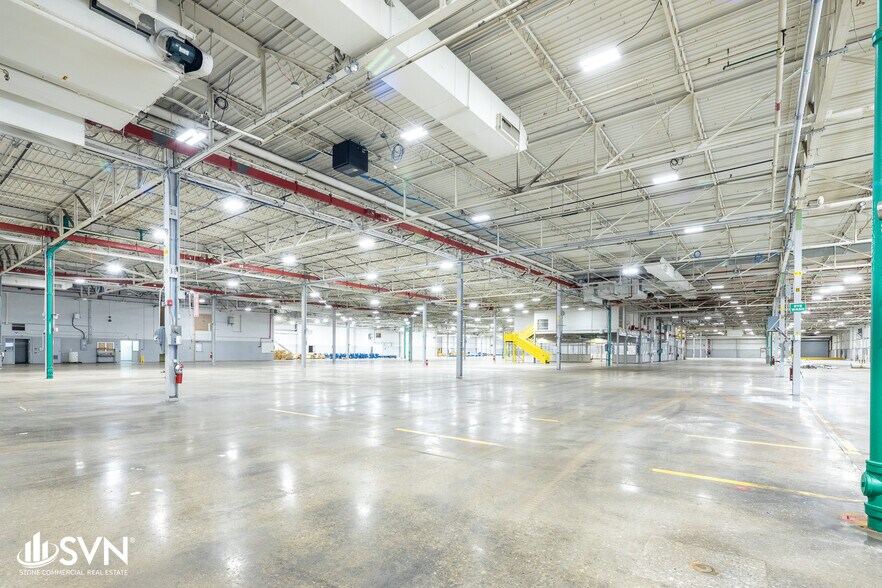 More Photos Of 1953 Mercer Rd, Lexington Manufacturing For Sale