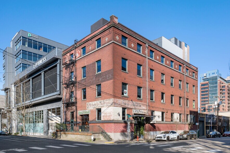 More Photos Of 1439 NW Marshall St, Portland General Retail For Lease