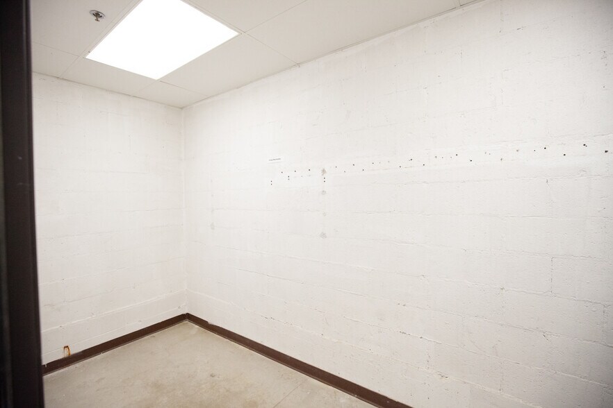 More Photos Of 1001 S 3rd St W, Missoula Manufacturing For Sale