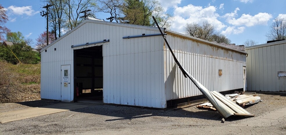 More Photos Of 796 East Butler Rd East Butler Pa 16029, Butler Manufacturing For Lease