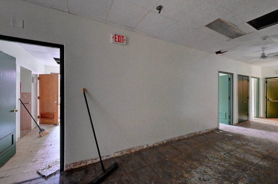 More Photos Of 1530-1538 Sanderson Ave, Scranton Healthcare For Sale