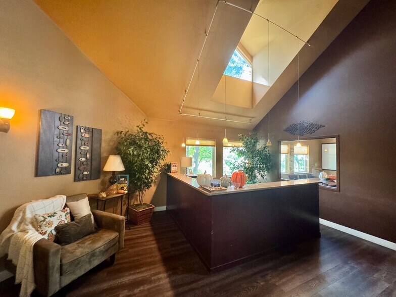 More Photos Of 10354 W Chatfield Ave, Littleton Office For Lease