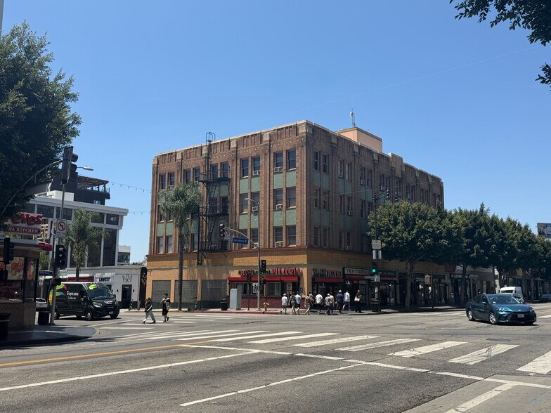 More Photos Of 6400-6404 Hollywood Blvd, Los Angeles Office For Lease