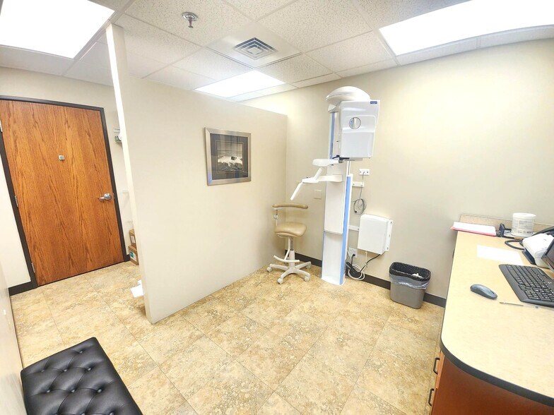 More Photos Of 899 US Hwy 287, Broomfield Medical For Sale