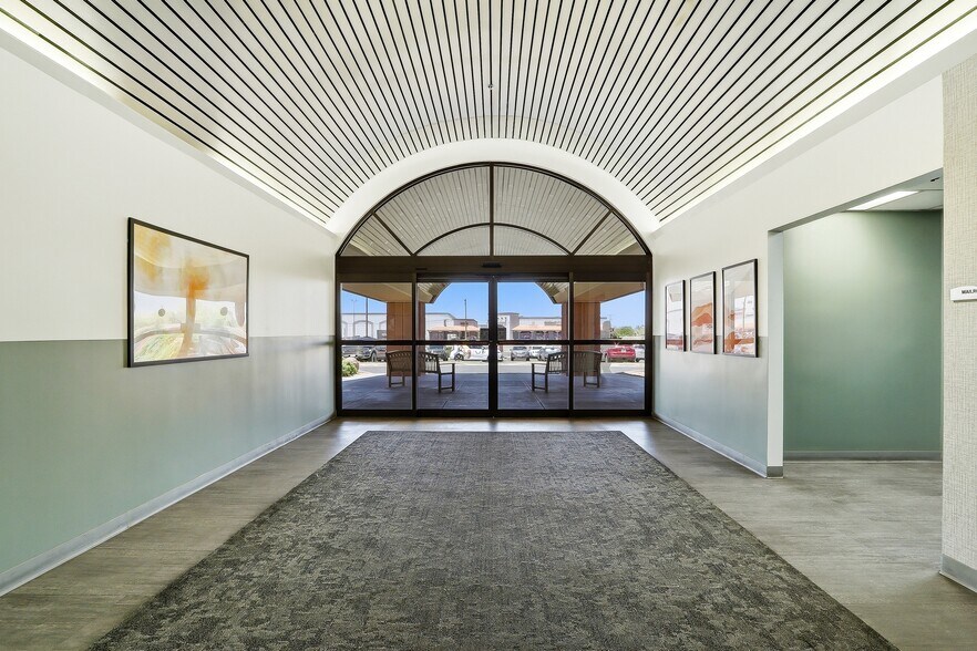 More Photos Of 2400 Trawood Dr, El Paso Medical For Lease