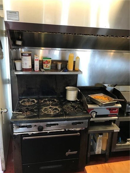 More Photos Of 380 Taunton Ave, East Providence Restaurant For Sale
