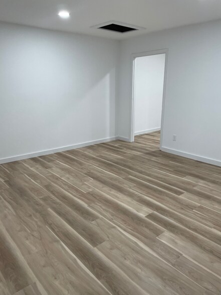 More Photos Of 4136 Bonney Rd, Virginia Beach Office For Lease