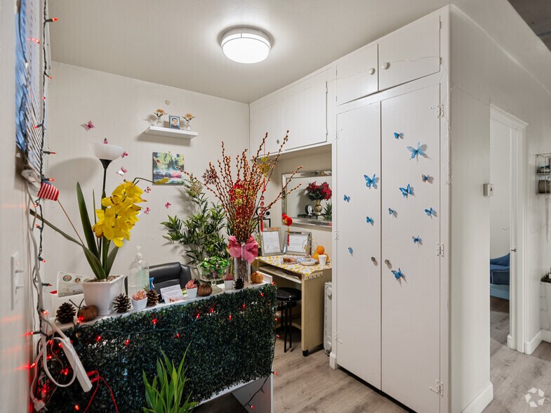 More Photos Of 652-670 E Santa Clara St, San Jose Medical For Sale