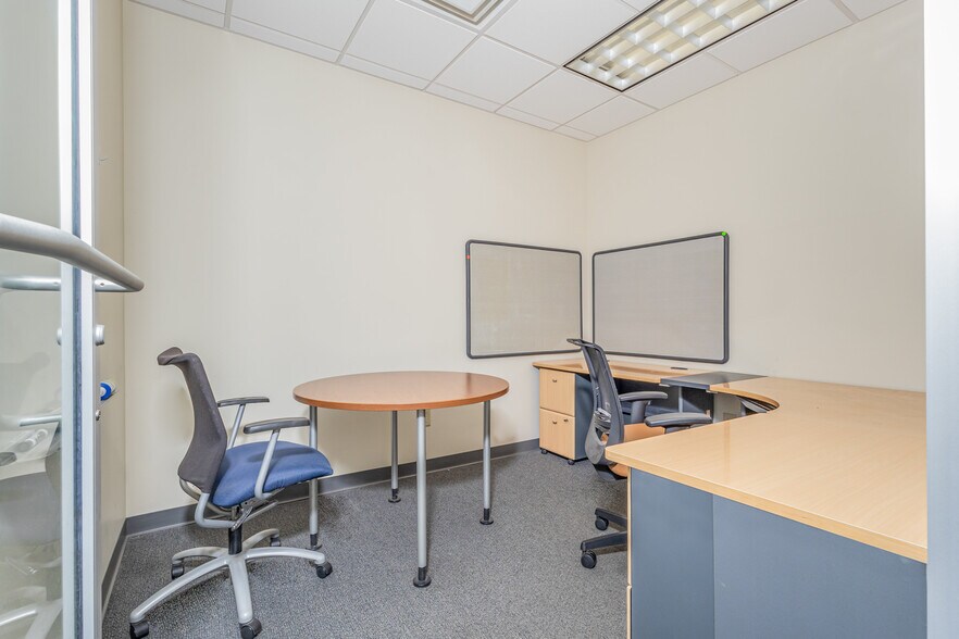 More Photos Of 5546 Fair Ln, Fairfax Office For Lease