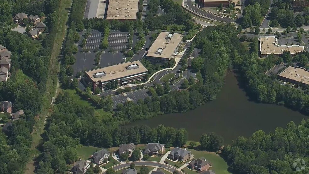 Primary Photo Of 2915 Premiere Pky, Duluth Office For Lease