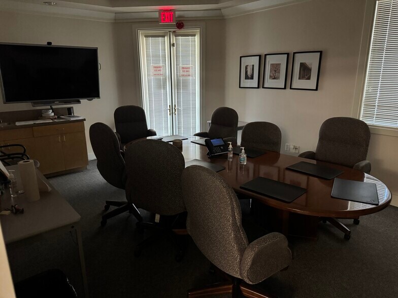 More Photos Of 3511 E Harmon Ave, Las Vegas Medical For Sale