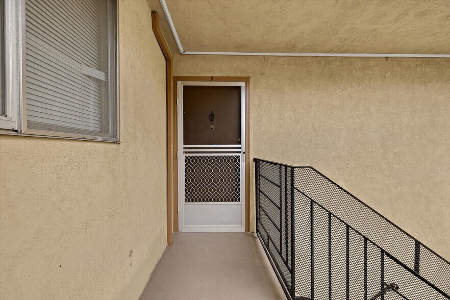 More Photos Of 145 Chumalia St, San Leandro Apartments For Sale