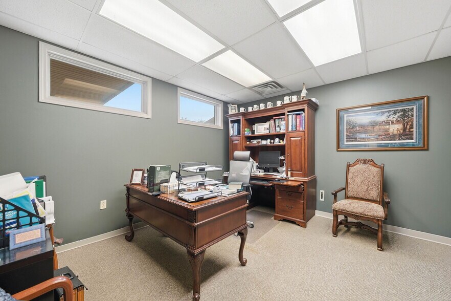 More Photos Of 329 Wesley St, Johnson City Medical For Sale