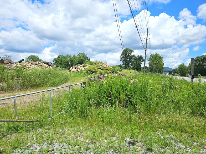 More Photos Of US Highway 70 Hwy @ US Highway 70, Swannanoa Land For Sale