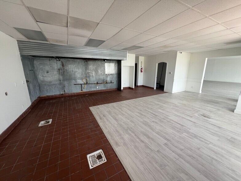 More Photos Of 1640 N El Camino Real, San Clemente Freestanding For Sale