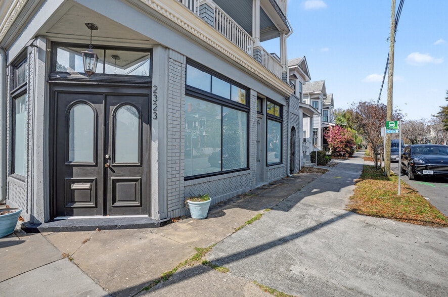 More Photos Of 2323 Barnard St, Savannah Storefront Retail Office For Lease