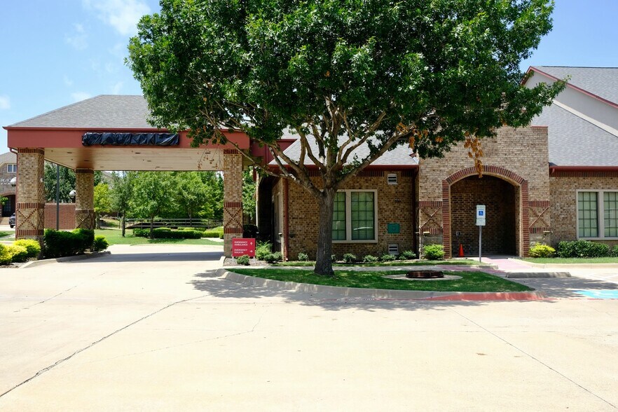 More Photos Of 4351 Long Prairie Rd, Flower Mound Medical For Sale